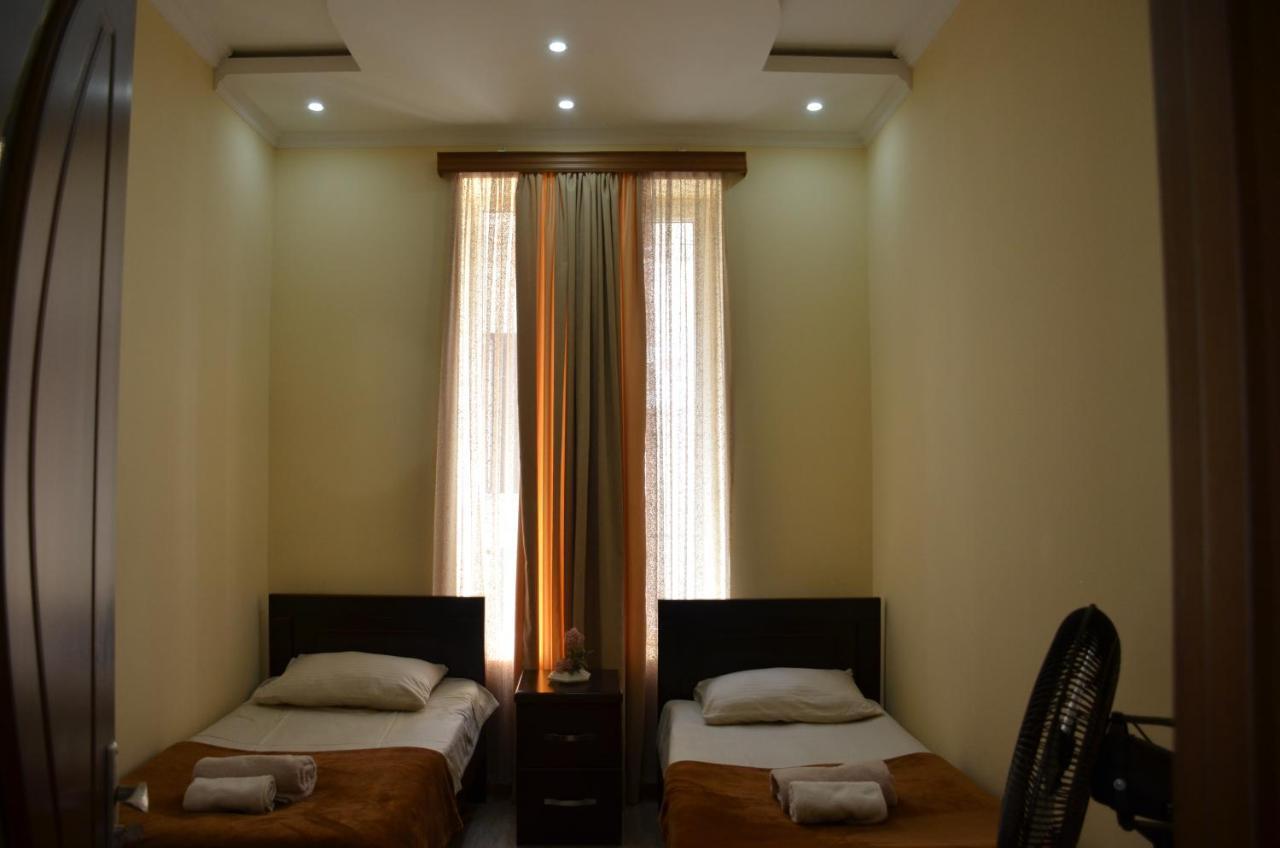 Maka Bed and Breakfast Ureki Exterior foto