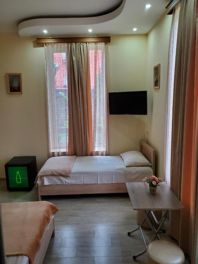 Maka Bed and Breakfast Ureki Exterior foto