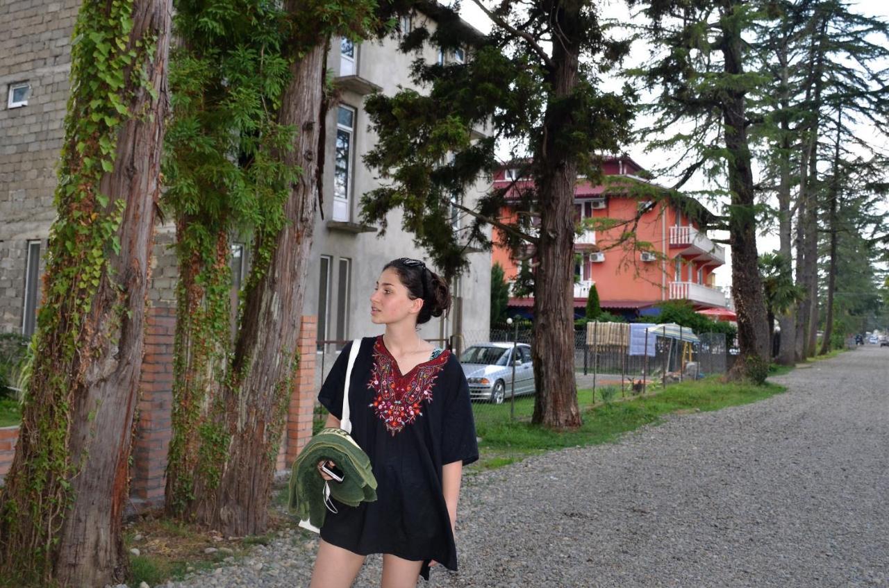 Maka Bed and Breakfast Ureki Exterior foto